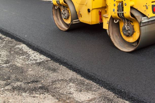 Best Brick Driveway Pavers  in Lake Linden, MI